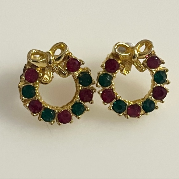 Vtg Avon Christmas Tree and Wreath Gold Toned Gemstone Ornament Earrings - Picture 13 of 16